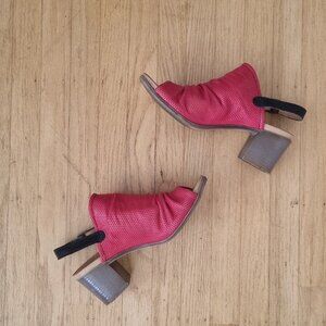 Heels sandals Bueno